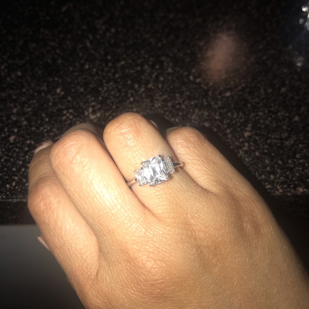 Cocktail ring
